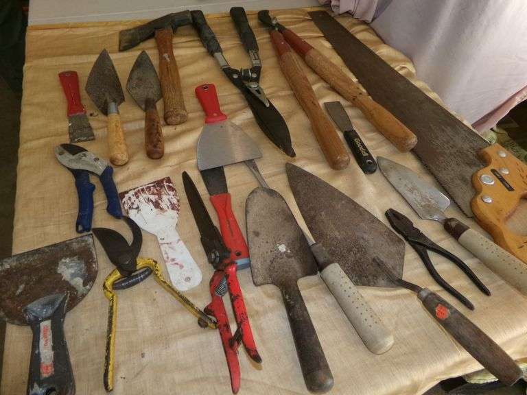 Outdoor Hand Tools Mostly