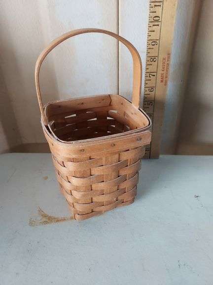 Longaberger Small Peg Basket 1992