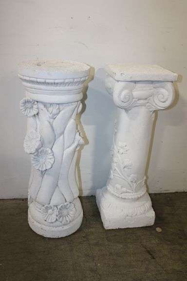 Classical Display Columns