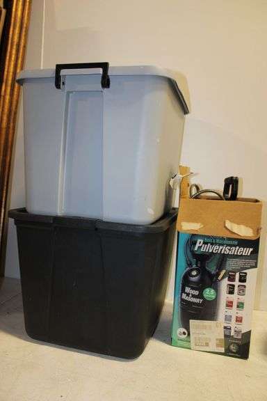 Spray Tank & Plastic totes