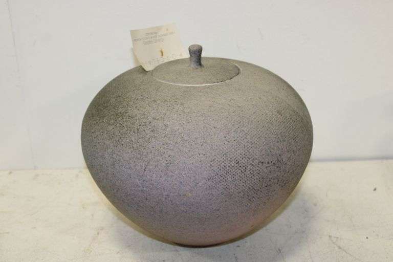 David Harris Pottery Urn