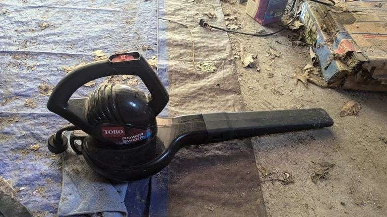 Toro Power Sweep blower