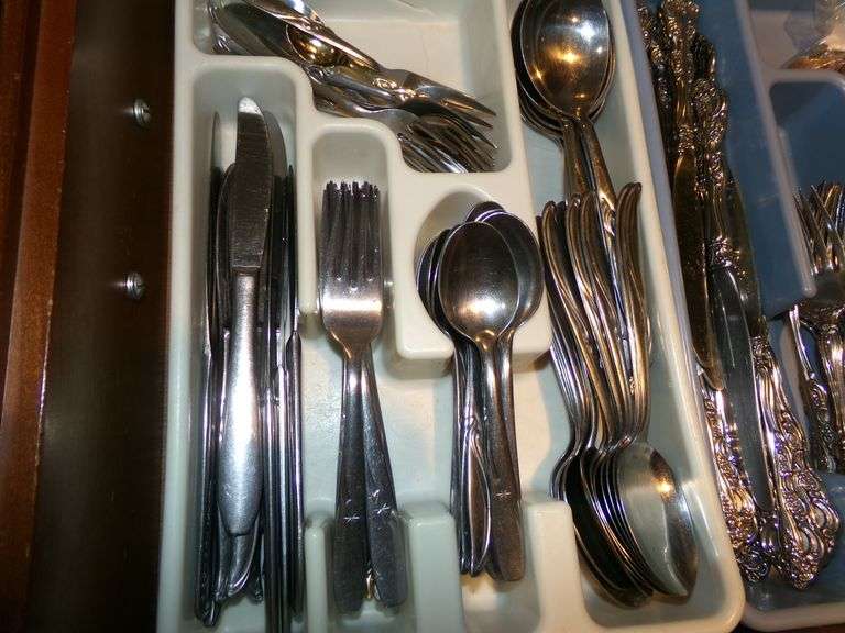 Kitchen Drawers Contents