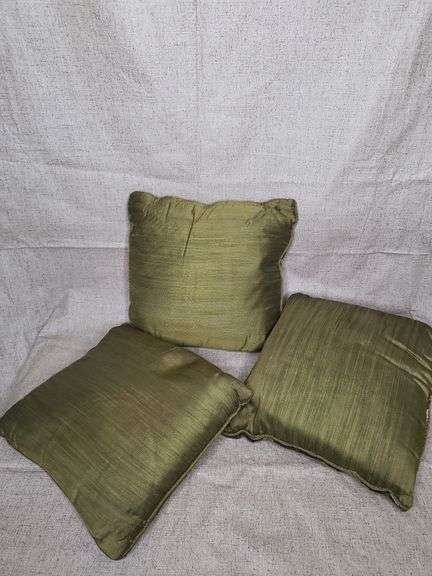 Throw Pillows