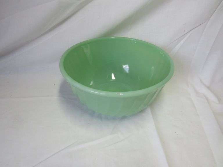 Jadeite Bowl
