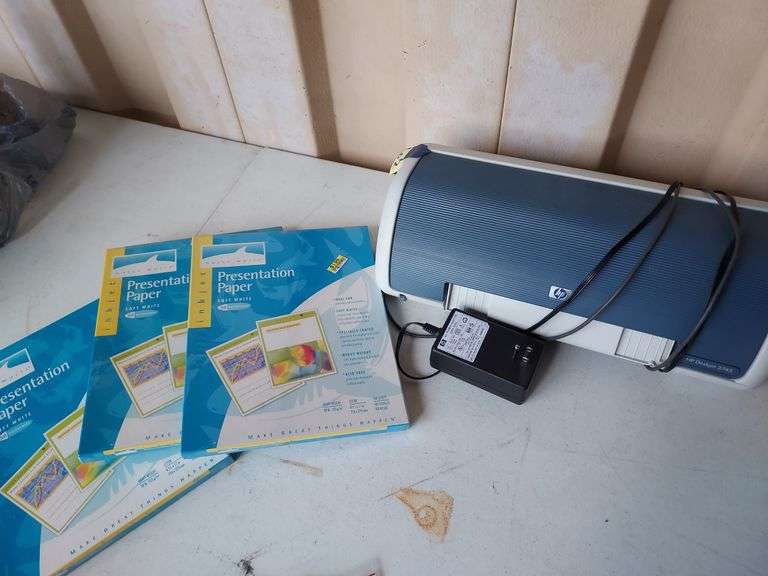 HP Deskjet 3745 with 3 Packs of 100 Sheets Great White Presentation Paper