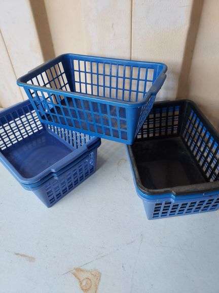 7 Plastic Baskets 11.5" x 7.75" x 4.25"