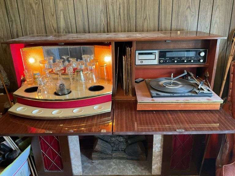 Vintage Bar Stereo Cabinet