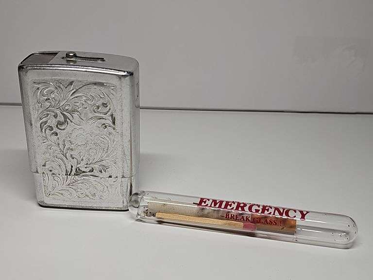 Cigarette Metal Case & Emergency Smoke in Glass