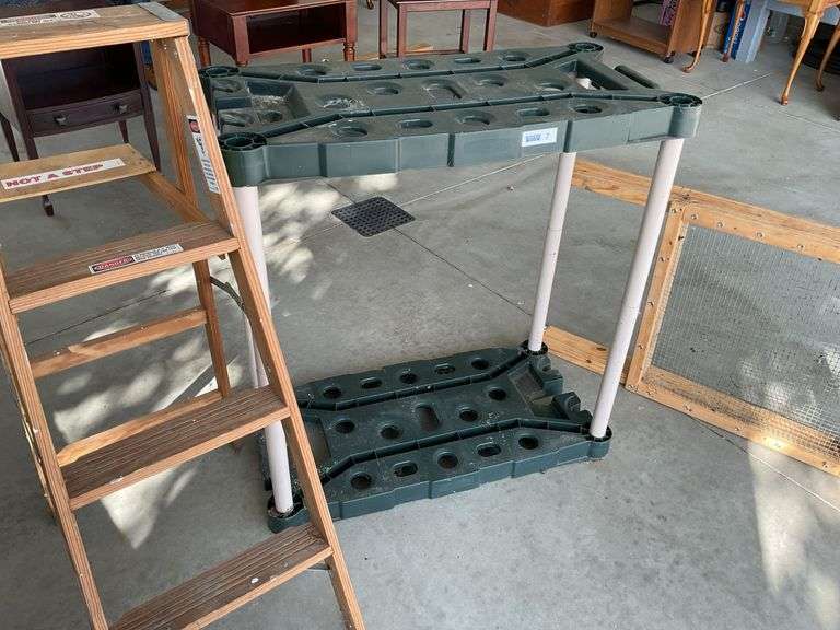 Tool Holder & Ladder