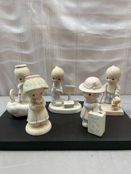 Precious Moments Figurines