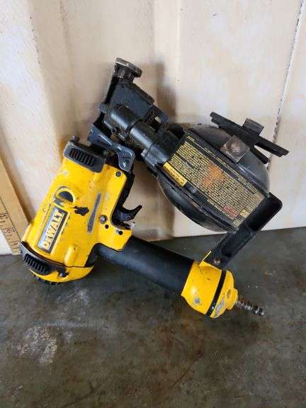 Dewalt Coil Roofijg Nailer