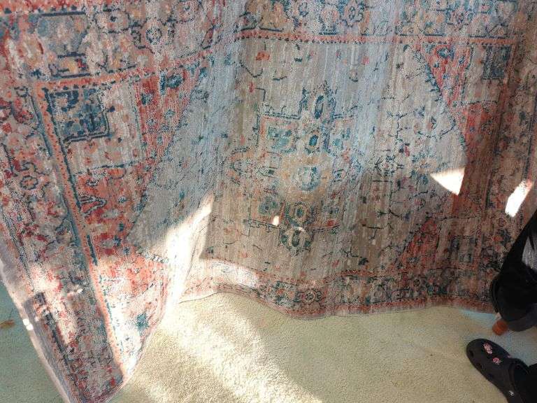 Bee & Willow Machine Made Area Rug