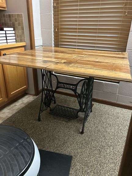 Singer Treadle Sewing Machine Table