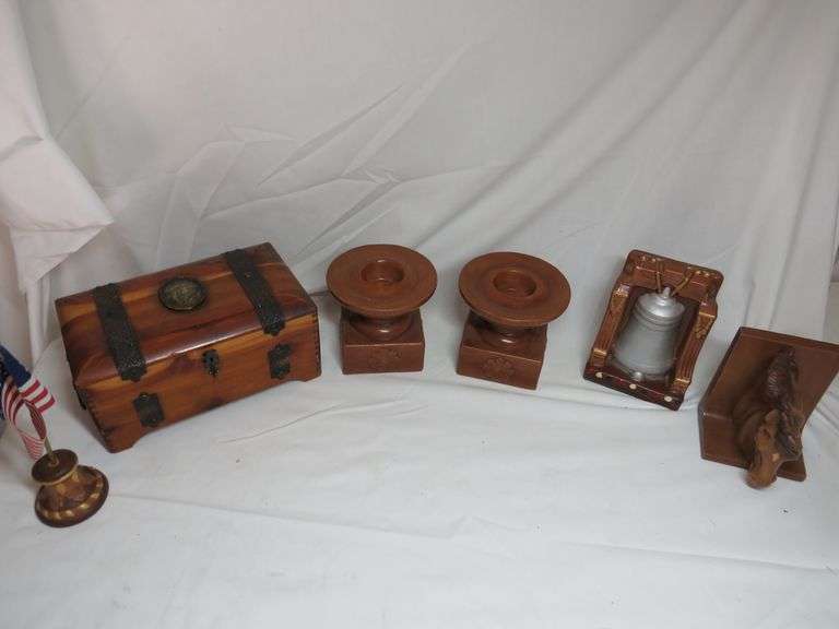 Wooden Décor