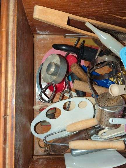 Various Kitchen Utensils