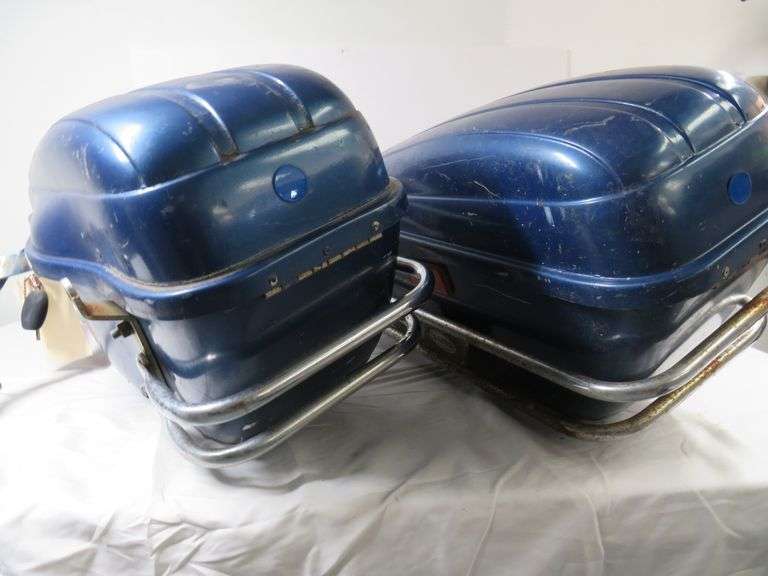Bates saddle bags with keys