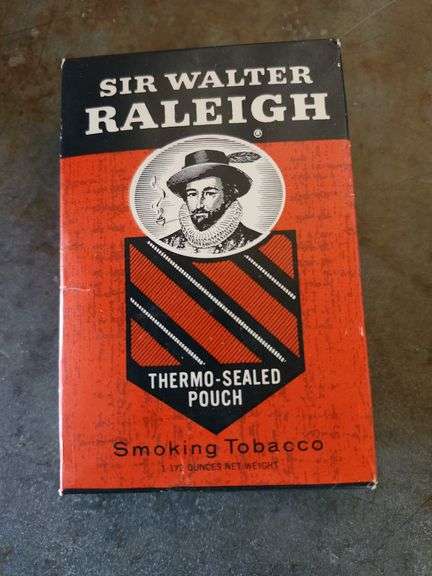 Vtg. Sir Walter Raleigh  Tobacco Box
