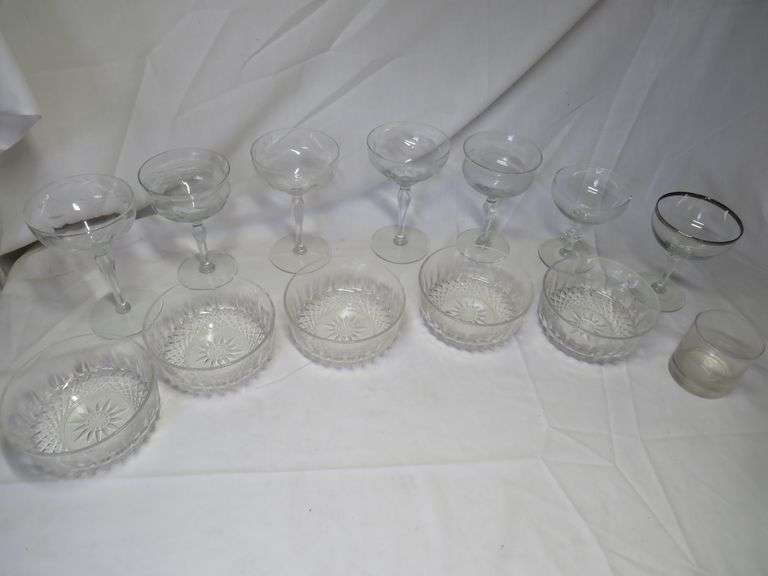 Glass Bowls/Wine Glasses