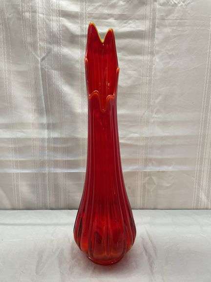 L. E. Smith Column Vase