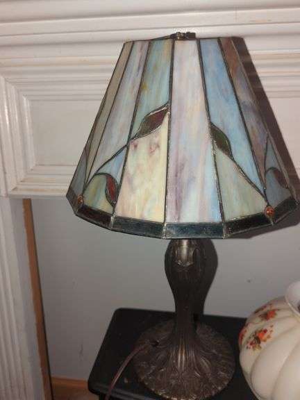 Tiffany Style Stained Glass Table Lamp with Bronze Base