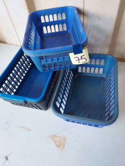 7 Plastic Baskets 3 Are 11.5" x 7.75" x 4.25" & 4 Are 11.25" x 7.5" x 4.25"