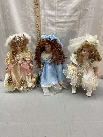 Elegant Dolls