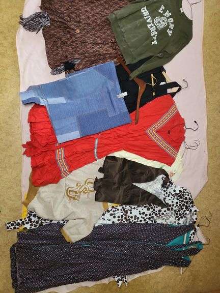 Mixed Lot of Women Clothing