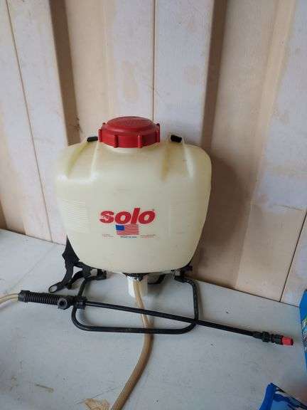 SOLO Backpack Sprayer 4 Gallon