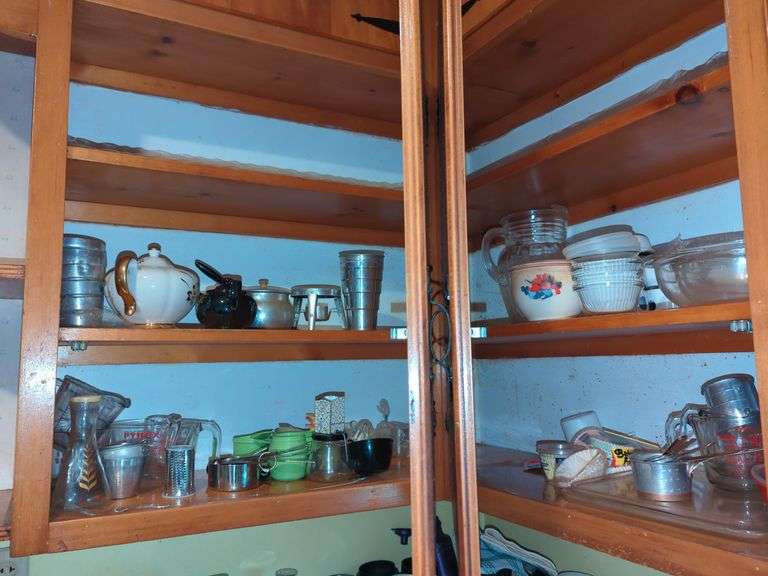 Collection of Various Kitchenware