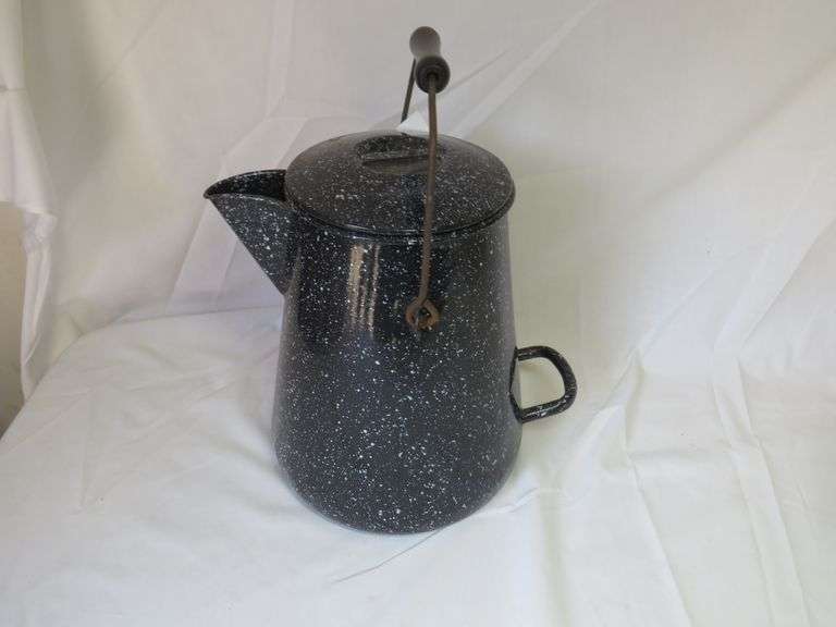 Graniteware Pot