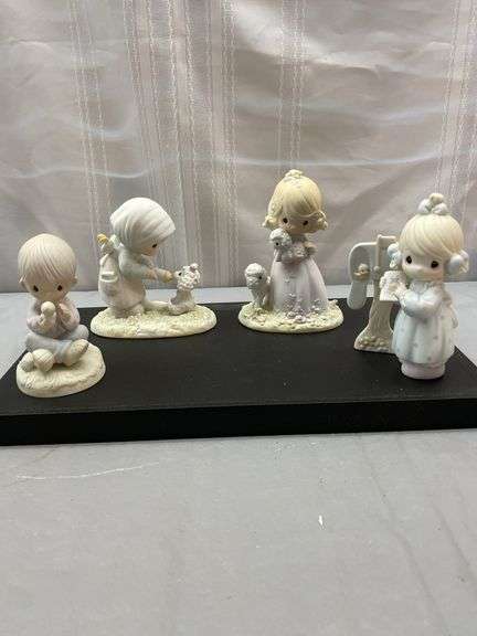 Precious Moments Figurines