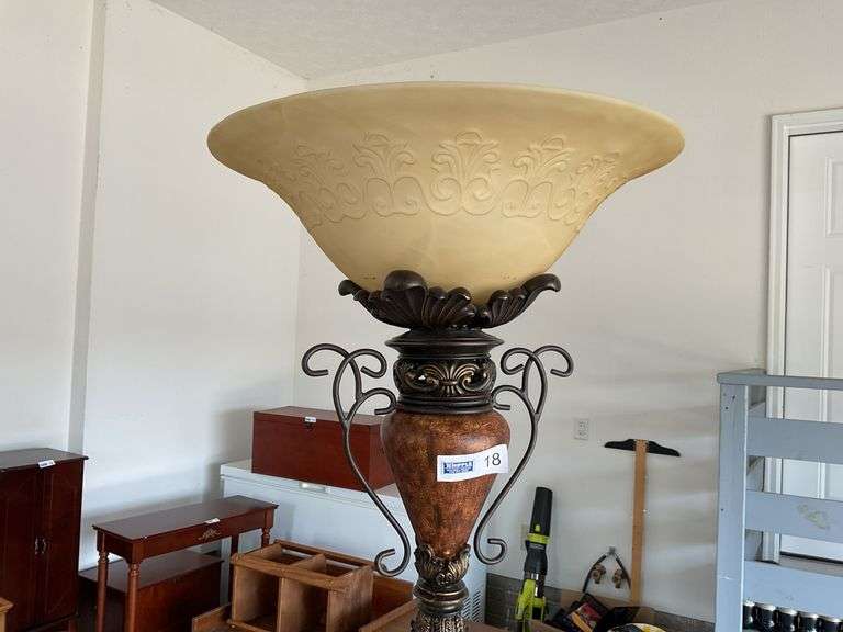 Floor Lamp