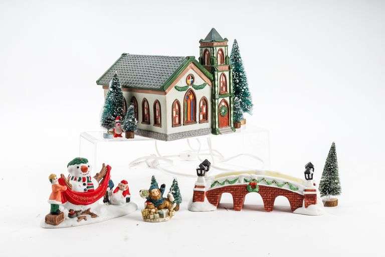 Vintage Dickens Collectables Christmas Decor