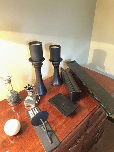 Black decor