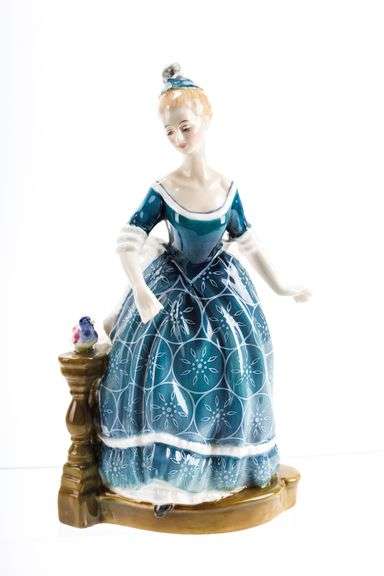 Royal Doulton Figurine- Clarinda 1974