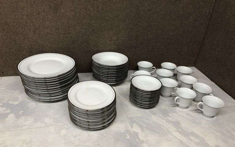 Set of China