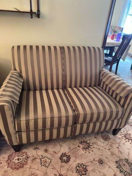 Flexsteel loveseat