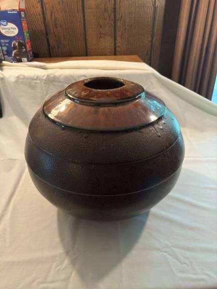 Oakland Nursery large round ceramic vase