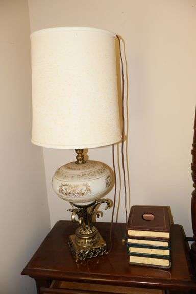 Table Lamp & Tissue Holder