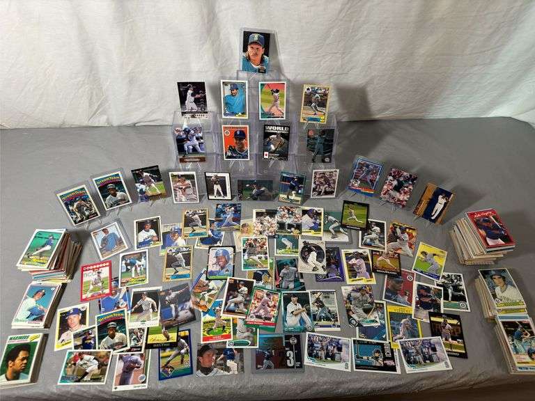 Mariners Baseball Cards Including Cards From the 1970s and Newer