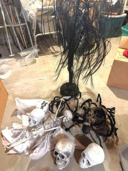 Scary and cute large Halloween “hairy tree”