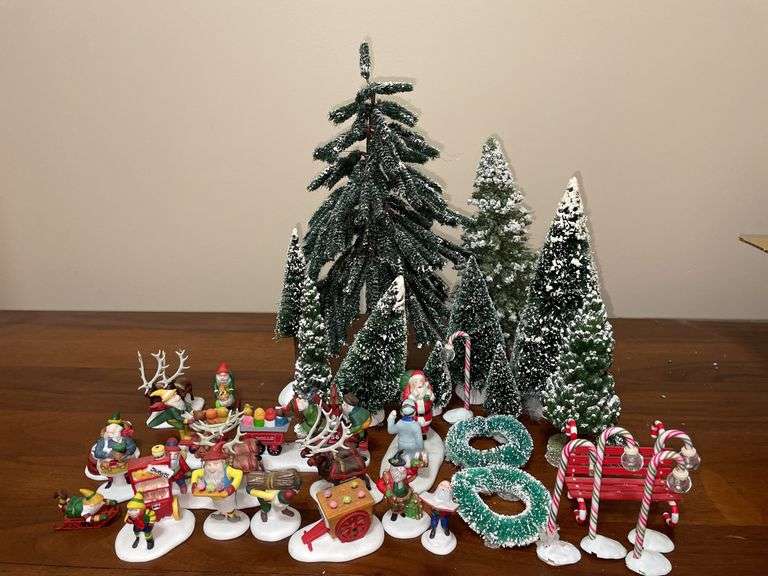 Department 56 display Pieces