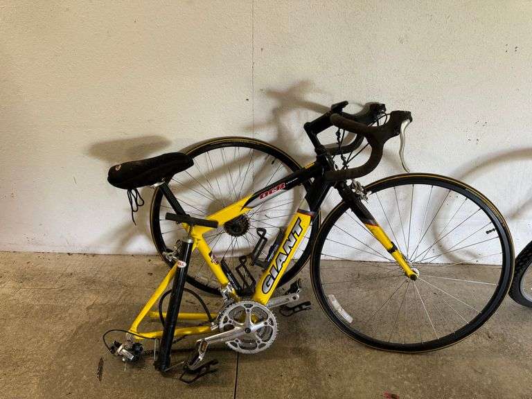 OCR Giant Racing Bike