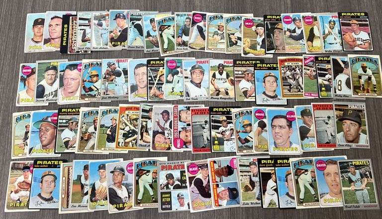 Assorted Vintage Pittsburgh Pirates Baseball Cards