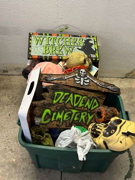 Halloween Decor