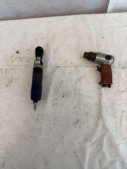 Air Hammer and 3/8” Ratchet
