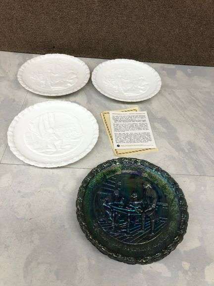 Fenton Collector Plates