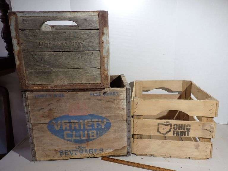 WOOD ADVERTISING CRATES