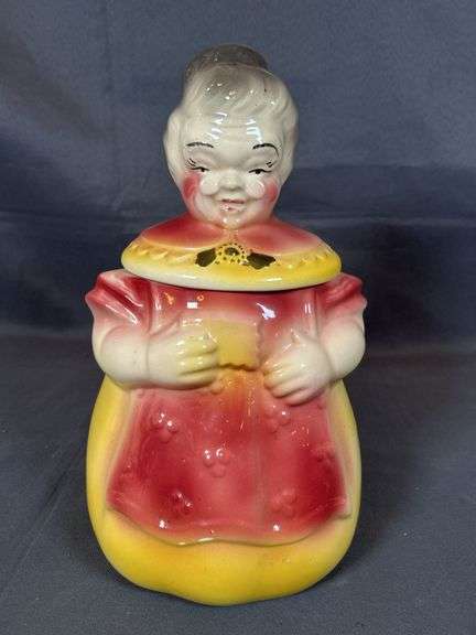 American Bisque Grandma Cookie Jar